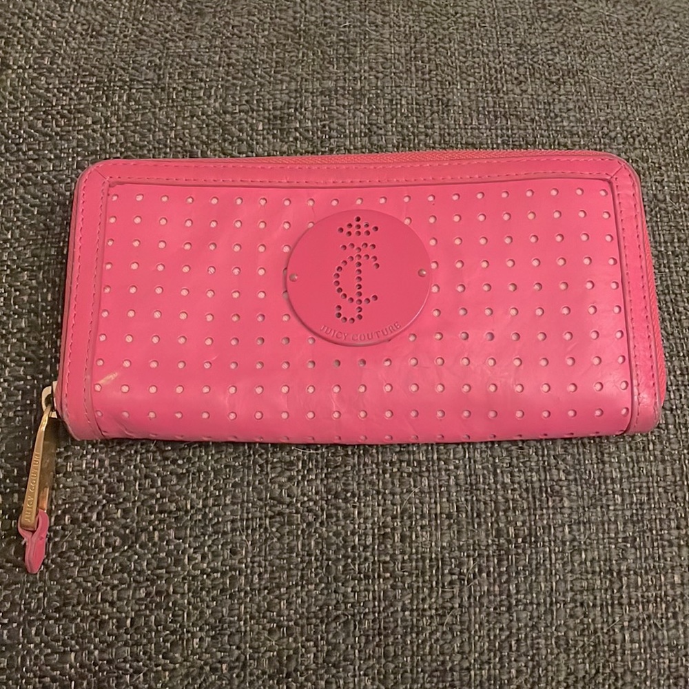 Juicy Couture‎ Vintage Pink Perforated Wallet